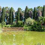 Questo bacino, dal verde intenso, � ricco di sostanze nutritive...